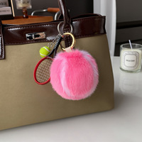 Porte-clés confortable et doux en forme de balle de tennis en peluche, pendentif en peluche, jouet en peluche pour la décoration de sac à dos de sport, pour cadeau
