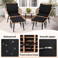 Ensemble de meubles de conversation en osier pour patio, avec 2 ottomanes et table d'appoint, pour véranda et balcon