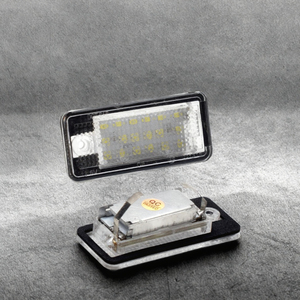 PZD-056 Lumière de plaque d'immatriculation <span class=keywords><strong>LED</strong></span> blanc froid pour <span class=keywords><strong>Audi</strong></span> <span class=keywords><strong>A3</strong></span>/S3/A4/B6/B7/A5/A6/Q7/A8/S8/C6 12V Nouveau - Product Image 3