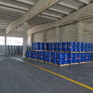 Meilleur <span class=keywords><strong>prix</strong></span> <span class=keywords><strong>Xylène</strong></span> de qualité industrielle 99,9% C8H10 Solvant liquide pour applications de revêtement et agricoles - Product Image 3