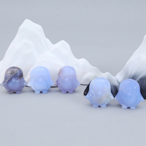 Tùy Chỉnh Tự Nhiên Màu Xanh Chalcedony Chim Cánh Cụt Con Tìm Bán Buôn Dễ Thương Mini Động Vật Tinh Thể Chạm Khắc Chữa Bệnh Đá Quý Thủ Công Cho Món Quà - Product Image 2