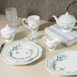 Vente en gros de vaisselle élégante en porcelaine fine à motifs floraux et papillons, assiettes et tasses pour <span class=keywords><strong>hôtel</strong></span> et <span class=keywords><strong>restaurant</strong></span> - Product Image 6