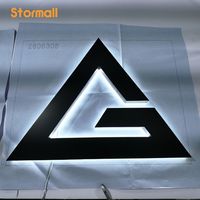 Enseigne LED extérieure rétroéclairée personnalisée pour entreprise avec cadre en acier inoxydable, résistante aux intempéries, conception de logo gratuite pour montage mural en devanture de magasin