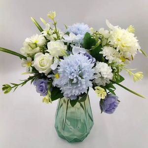 اليدوية واقعية باقة الحرير الاصطناعي عيد الميلاد والسنة الصينية الجديدة التخرج الزهور الهندباء الورد الكوبية - Product Image 1