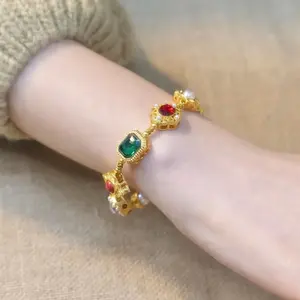 muttertagsgeschenk edelstahl plattiert 18-karat-gold-set mit synthetischem smaragd-rubin vintage damen-armband