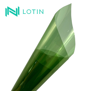 Película de Tinte para Ventanas de Auto, Elegante y Inteligente, con Tono Extra Negro, Plateado, Dorado, Morado, Verde, Azul, Gris, Rojo Oscuro y Cromo - Product Image 5