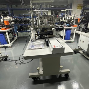 Máquina de Coser Computarizada TS-800 para Dobladillo Inferior, Máquina Automática de Coser con Puntada Interlock para Camisetas, Ropa Interior y Prendas Tejidas en Fábricas - Product Image 5