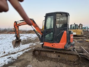 รถขุดดินขนาดเล็ก zaxis 50 5T ZX50u Hitachi - Product Image 4