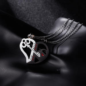 Joyería personalizada rompecabezas Love You pareja llave colgante DIY logo collar <span class=keywords><strong>de</strong></span> acero inoxidable para pareja collares <span class=keywords><strong>de</strong></span> joyería <span class=keywords><strong>de</strong></span> moda - Product Image 6