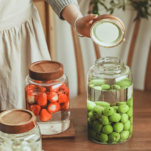 Air Tight Food Jar Glass Storage Tank with a Wood Lid Clear Glass Kitchen Canister for Pantry Food Storage Jars Containers