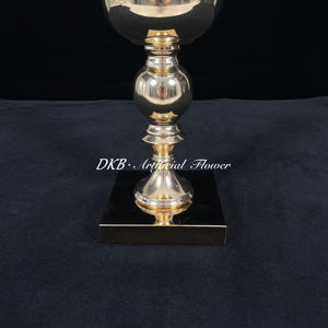 Venta al por mayor de fábrica, Decoración de mesa de boda, jarrón dorado, soporte de flores de Metal, Decoración de mesa de boda, centros de mesa - Product Image 3