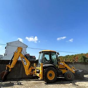 Tractopelle JCB 3CX presque neuve à vendre en stock jcb 3cx - Product Image 2