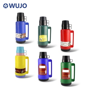 Thermos en plastique de 1,8 L avec doublure en verre, pour café, thé ou eau chaude, fabrication <span class=keywords><strong>2022</strong></span>, deux tasses, vert - Product Image 1