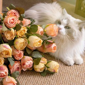 ดอกกุหลาบประดิษฐ์ CallaFloral ก้านเดี่ยว สีเหลืองพีช สำหรับตกแต่งงานแต่งงานและบ้าน สไตล์ INS ดอกไม้จำลอง รุ่น YC1017 - Product Image 1