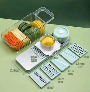 Grattugia Manuale Multifunzione in Acciaio Inox per Cucina, Protezione per le Mani, Trituratore per Cetrioli e Patate - Product Image 6