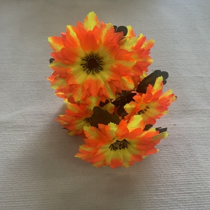 Relleno de Corona Funeraria Económico en Oferta para Exhibición en Tumbas, <span class=keywords><strong>Flor</strong></span> <span class=keywords><strong>Artificial</strong></span> de Crisantemo de 7 Cabezas, <span class=keywords><strong>Flor</strong></span> <span class=keywords><strong>Artificial</strong></span> - Product Image 6