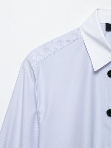 Chemisier boutonné personnalisé 2026 pour femme, à rayures contrastées, avec boutons grenouille traditionnels chinois, en mélange de coton – Fabrication usine - Product Image 6