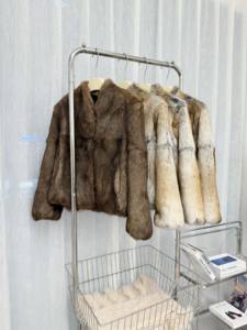 <span class=keywords><strong>Abrigo</strong></span> <span class=keywords><strong>de</strong></span> <span class=keywords><strong>piel</strong></span> <span class=keywords><strong>de</strong></span> conejo <span class=keywords><strong>de</strong></span> <span class=keywords><strong>nutria</strong></span> para mujer, nuevo <span class=keywords><strong>abrigo</strong></span> <span class=keywords><strong>de</strong></span> <span class=keywords><strong>piel</strong></span> auténtica <span class=keywords><strong>de</strong></span> gama alta para invierno - Product Image 5