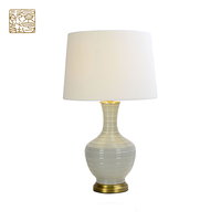Lampe de table électrique en céramique européenne moderne faite à la main avec abat-jour en forme de tambour pour la décoration intérieure