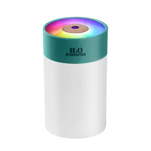 Diffuseur d'huiles essentielles à ultrasons portable 7 couleurs Mini humidificateur d'air LED avec brume de pulvérisation fraîche pour voiture à la maison et table