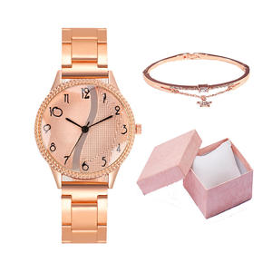 2024 montres unisexes à quartz avec logo personnalisé hommes femmes montres-bracelets à quartz <span class=keywords><strong>montre</strong></span>-<span class=keywords><strong>bracelet</strong></span> - Product Image 1