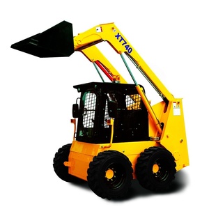 Chargeuse compacte sur chenilles XT740 en stock avec accessoires en option - Product Image 3