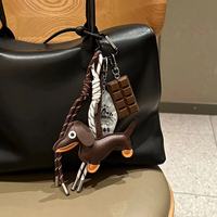 Accessoires de Décoration de Sac à Main et Sac à Dos: Pendentifs Teckel en Cuir, Breloques, Cordon Tressé en Nylon, Sangle Chaîne — Vente en Gros