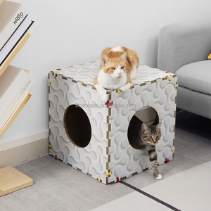 Letto per gatti per casa interna grande Cave con Scratch Pad Premium doppio condominio per gatti - Product Image 2