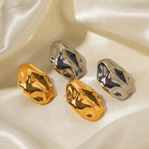 Boucles d'oreilles clous martelées en acier inoxydable pour femmes, Joyas <span class=keywords><strong>Les</strong></span> Bijoux Pour Femmes En Acier Inoxidable, Joyeria De Oro Laminado Aretes - Product Image 2