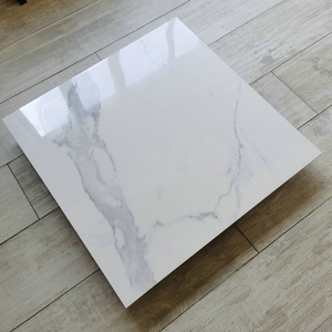 Azulejos de porcelana de <span class=keywords><strong>gres</strong></span> cerámico pulido blanco de Carrara de 8mm 60x60cm Azulejos y pisos de pared de habitación <span class=keywords><strong>interior</strong></span> modernos - Product Image 4