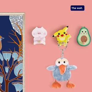 Gancho de Pared Adhesivo Creativo sin Perforaciones, Decoración para el Hogar con Diseño de Animales de Dibujos Animados Pintados a Mano, para Llaves y Mascarillas - Product Image 2