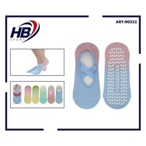 Chaussettes de yoga Gradient : Accessoires essentiels et outils de soutien pour votre pratique de yoga - Product Image 3