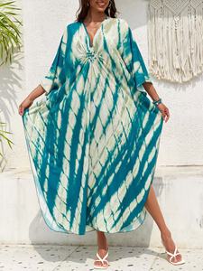 Robe de plage européenne et américaine avec un imprimé audacieux, grande taille, adaptée aux vacances à la plage, plusieurs couleurs - Product Image 2