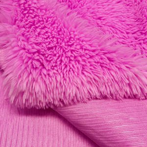 Меховая ткань оптом розовый искусственный мех высокий ворс мех 30 мм 680 г/м 100% полиэстер для одежды Домашний текстиль - Product Image 5