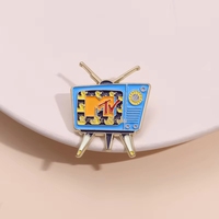 En gros EVER ROCK Épingles et broches en émail en métal, motifs Ange, Dessin animé, Bande dessinée, Télévision, Fruits du Nouvel An Chinois