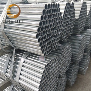 Tubería de Acero al Carbono Galvanizado ASTM A500 Sch40 ERW de 1-1/2 Pulgadas para Tuberías Industriales y Estructurales con Servicios de Soldadura y Corte - Product Image 1