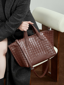 Bolso Tote de Cuero Vacuno Trenzado, de Lujo, de Alta Gama, Portátil, de Cuero Genuino, para Mujer, para Invierno <span class=keywords><strong>y</strong></span> Verano - Product Image 4