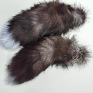 Grande queue de renard blanc et bleu, fournitures de queues colorées naturelles, comme vraie fourrure de renard - Product Image 3
