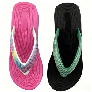 Sandales compensées à paillettes tendance pour femmes, tongs à semelle épaisse, claquettes de plage plateforme rose et noir, fabricant OEM ODM, vente en gros - Product Image 3