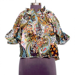 Camiseta de Corte Regular con Estampado Floral Vintage, 100% Algodón Ecológico, Lavable, de Secado Rápido, Estilo Casual, Toque Femenino, Manga Corta, Cuello Redondo - Product Image 1
