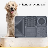 Tapis de léchage en silicone personnalisable pour animaux de compagnie, directement de l'usine, plateau d'alimentation lente antidérapant avec ventouses, anti-déversement et anti-étouffement pour chiens
