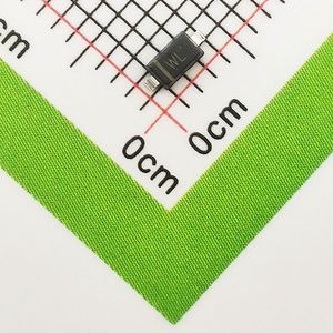 new original BZT52C18-VL SOD-123W Diodes Zener Diodes 500mW 18V 0.1uA - Product Image 1