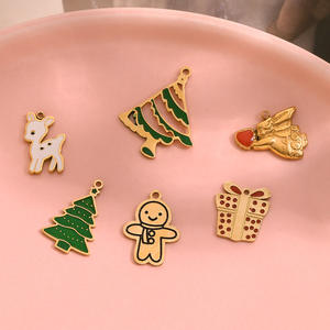 Neue kreative Edelstahl Emaille Charm Cartoon Weihnachten niedlichen Elch Anhänger Schmuck wasserdichte Accessoires Weihnachts geschenk - Product Image 4