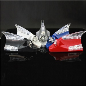 Antenne de voiture universelle de haute qualité à <span class=keywords><strong>aileron</strong></span> de requin AM/FM entièrement automatique avec lumière LED sept couleurs, marque Feng Qin, 170-240 MHz - Product Image 6