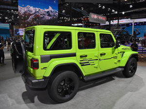 <span class=keywords><strong>Jeep</strong></span> Wrangler <span class=keywords><strong>Rubicon</strong></span> SUV 2025, Transmisión Automática de 6 Velocidades, Volante a la Derecha/Izquierda, Asientos de Cuero de Alta Calidad, Techo Corredizo Oscuro LED - Product Image 5