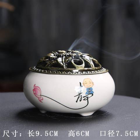 กระถางธูปพอร์ซเลนขนาดเล็กสีขาวพร้อมผ้าฝ้ายทนไฟ