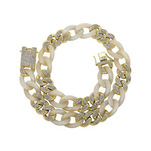 Collar de Cadena Cubana de 20 mm, Estilo Moderno y Versátil, Aleación Ligera de Lujo, Unisex, Collar de Acrílico - Product Image 1