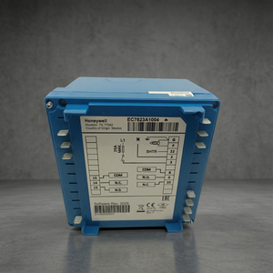 Unidad de Control de Quemador EC7895C1000 para Quemador Industrial con Serie EC78 - Product Image 3