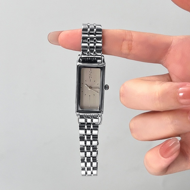 Fashion Retro-style Minimalist Luxury Rectangular Stainless Steel Strap Waterproof Quartz Women's Watch 9mm Case Elegant Retro