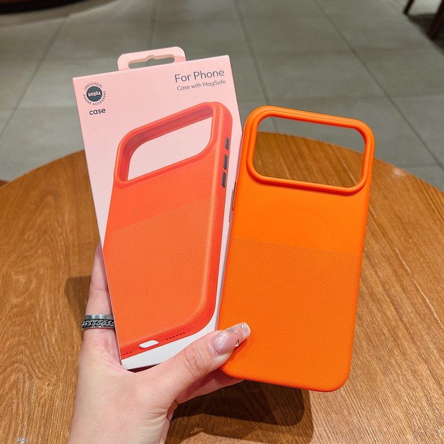New Design TPU Shockproof Hot Sales Luxury Trending Matte Magnetic Phone Case for IPhone 18 17 16 15 14 13 12 Pro